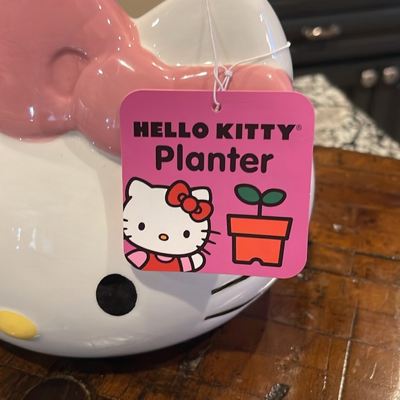 2024 Sanrio Hello Kitty Face Planter with Pink Bow - Picture 2 of 6